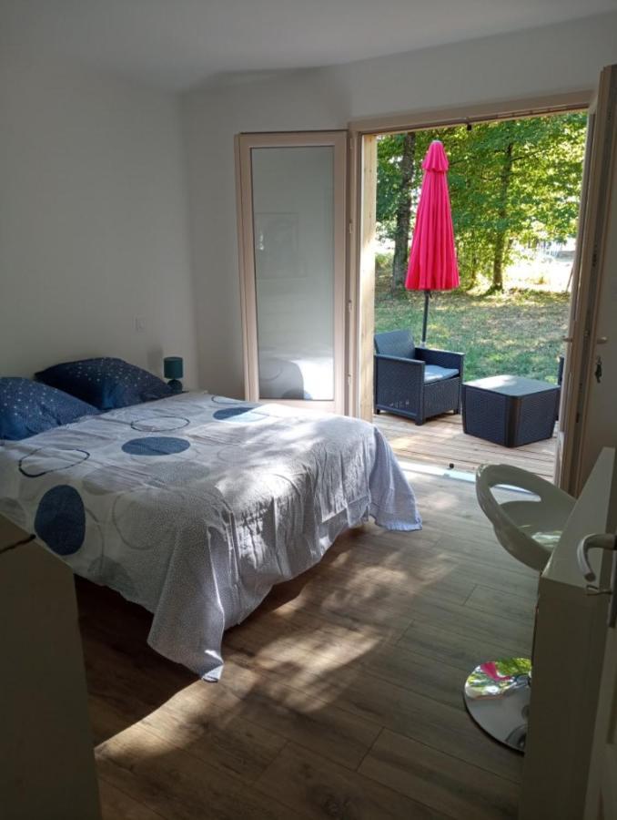 Chambre Au Calme Entouree Par La Nature. Сен-Леон-сюр-Везер Екстер'єр фото